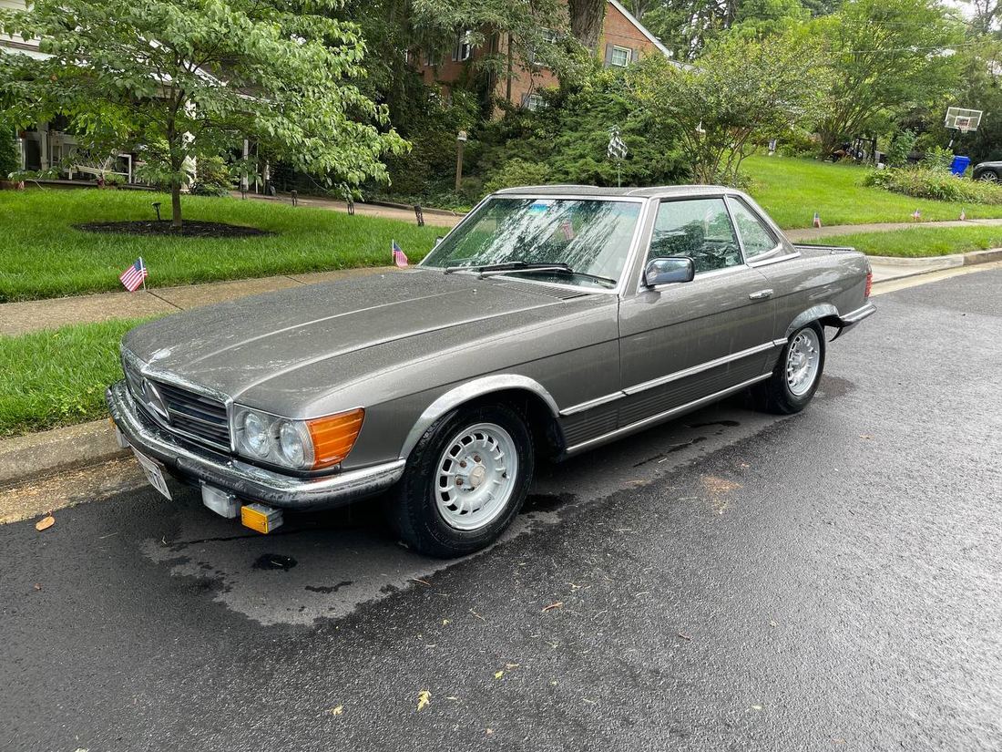 Classic Mercedes Benz polished and detailed for a Northern Virginia owner.